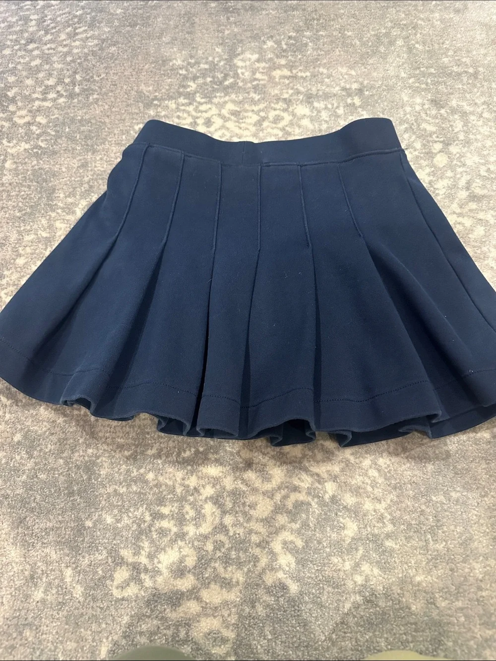 Old navy kids Navy Pleated Mini Skirt size 6-7 S